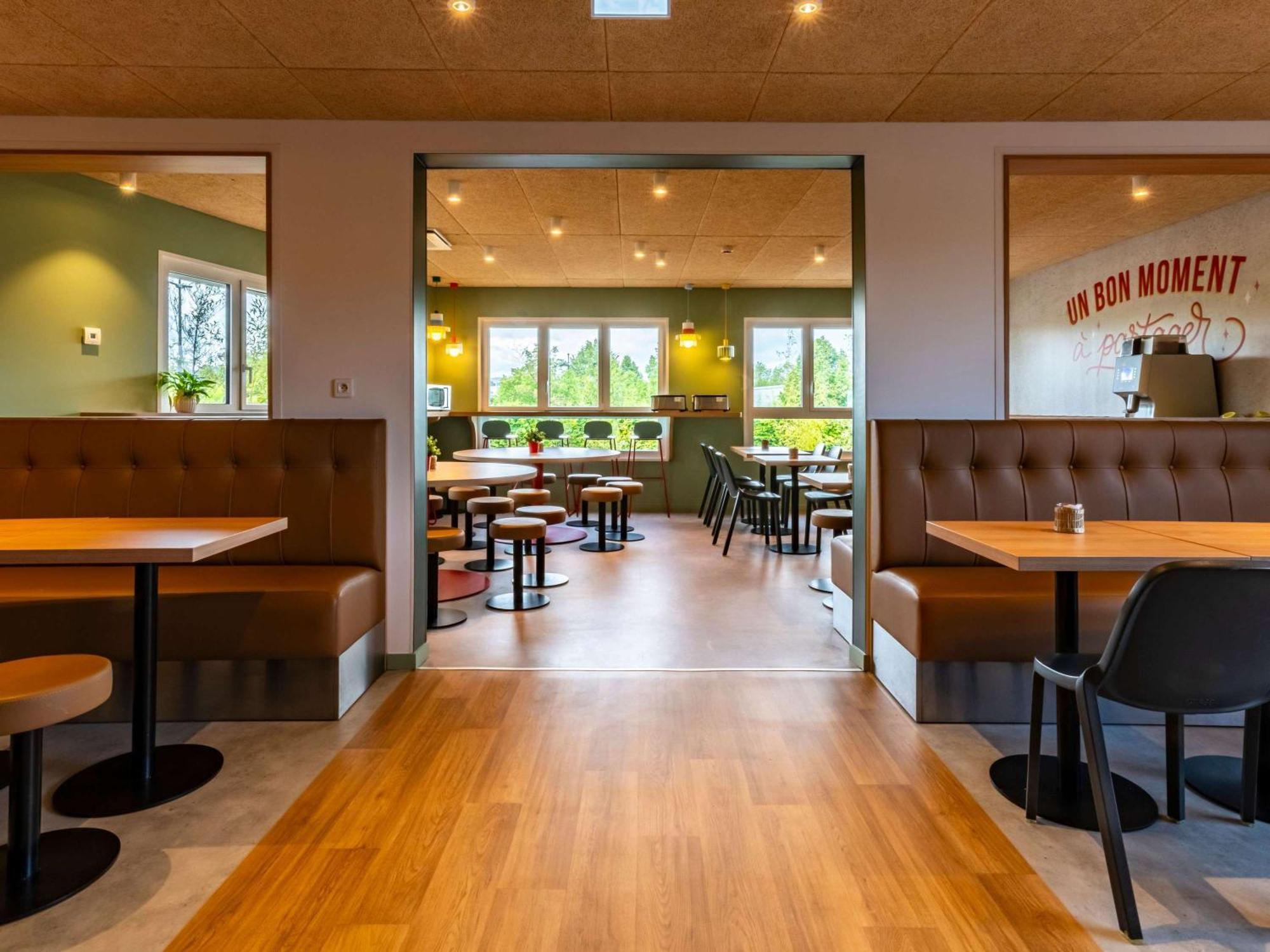Ibis Budget Reims Thillois Екстериор снимка
